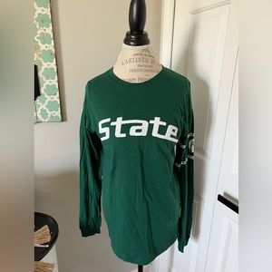 💚🤍 EUC Pink Michigan State Long Sleeve Tee shirt